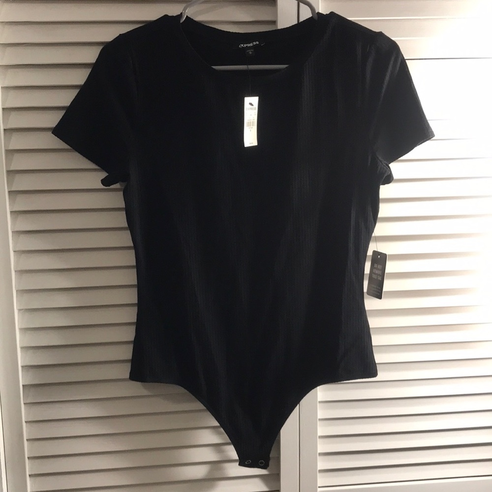 Short sleeve ribbed bodysuit